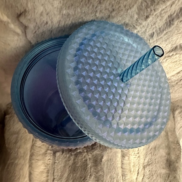 *BRAND NEW* Starbucks Ombré Blue/Purple Studded TUMBLER (24 oz) - Picture 7 of 8